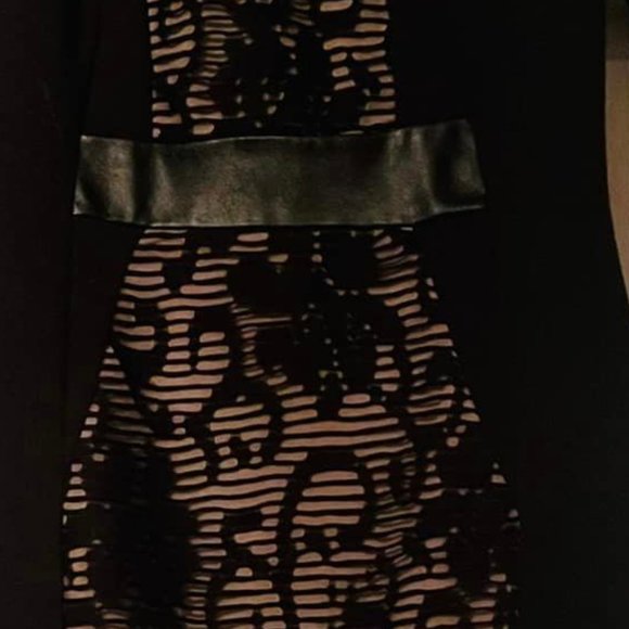 WOMENS size M~ BLACK LACE FAUX LEATHER INSERTS~ 3/4 SLEEVE~ BODYCON  .. - Picture 4 of 9